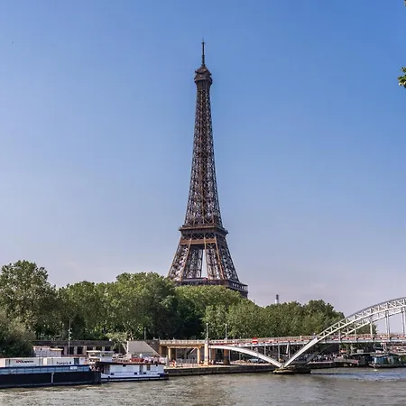 Luxury Living Alma Paris