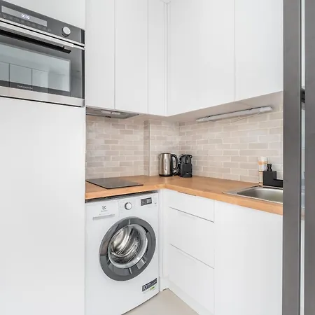 Luxury Living Alma Apartament *